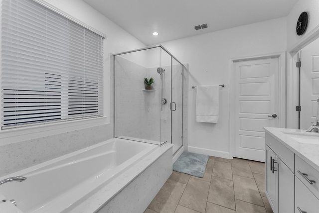3912 Azul Way, Sacramento, CA 95835