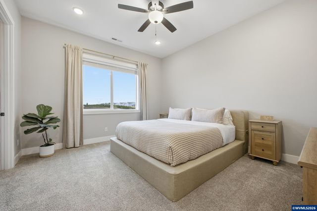 5424 49th Av NE, Salem, OR 97305