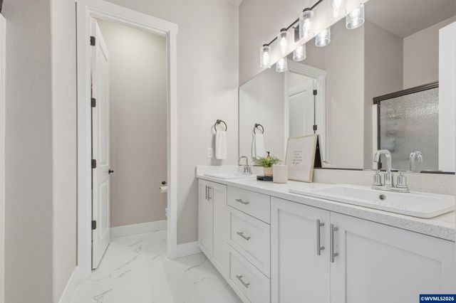 5424 49th Av NE, Salem, OR 97305