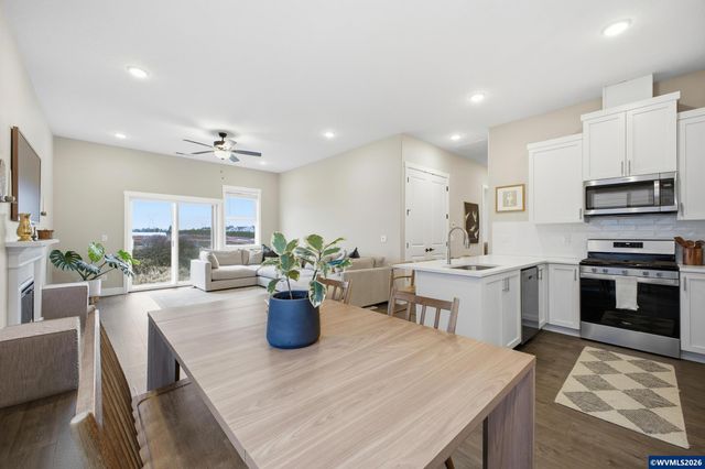 5424 49th Av NE, Salem, OR 97305