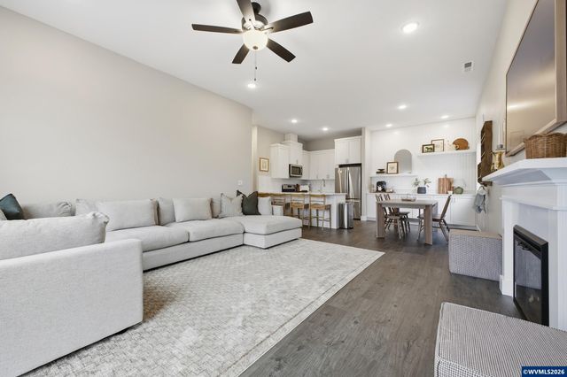 5424 49th Av NE, Salem, OR 97305