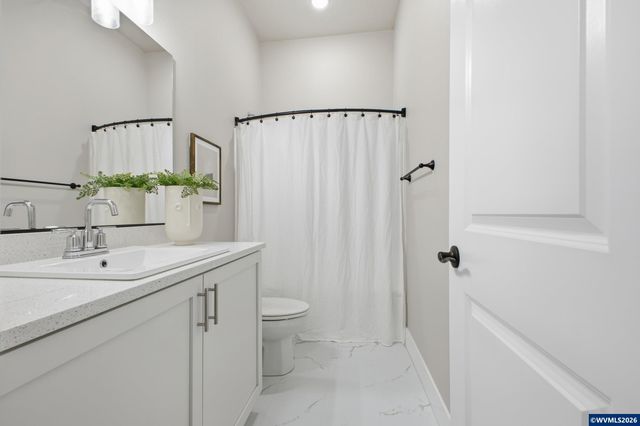 5424 49th Av NE, Salem, OR 97305