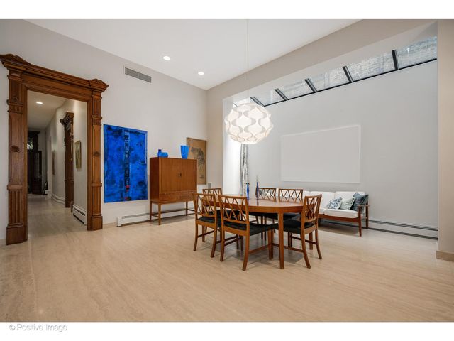 1434 N Dearborn Street, Chicago, IL 60610