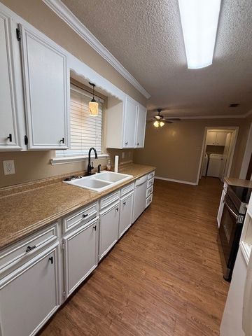 304 Rowland Street, Stephenville, TX 76401