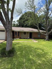 304 Rowland Street, Stephenville, TX 76401