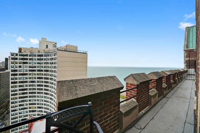 1120 N LAKE SHORE Drive 18CD, Chicago, IL 60611