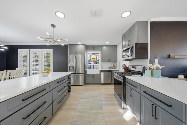 2211 Hickory Creek Drive, Kingwood, TX 77339