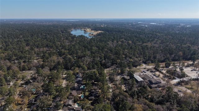 2211 Hickory Creek Drive, Kingwood, TX 77339
