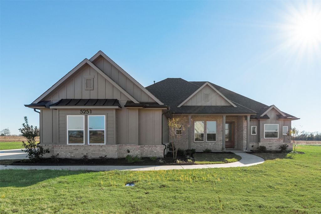 5251 Sunset Road, Caddo Mills, TX 75135