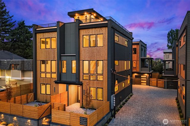 4526 Corliss Avenue N #B, Seattle, WA 98103