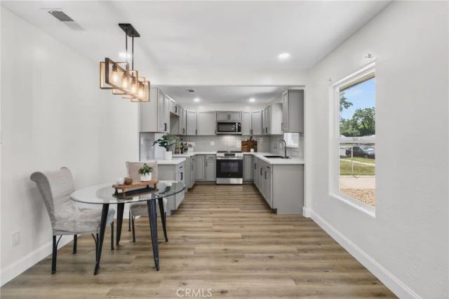 1127 W 19th, Merced, CA 95340