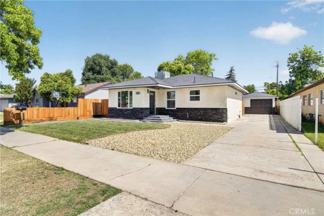 1127 W 19th, Merced, CA 95340