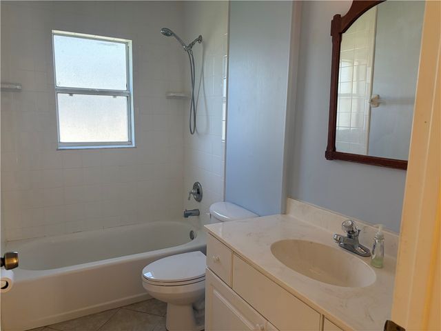 1566 Dewitt Lane, Sebastian, FL 32958