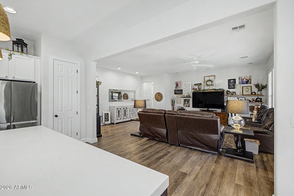 Image 11 of property listing at 23325 N 119TH Drive, Sun City, AZ 85373