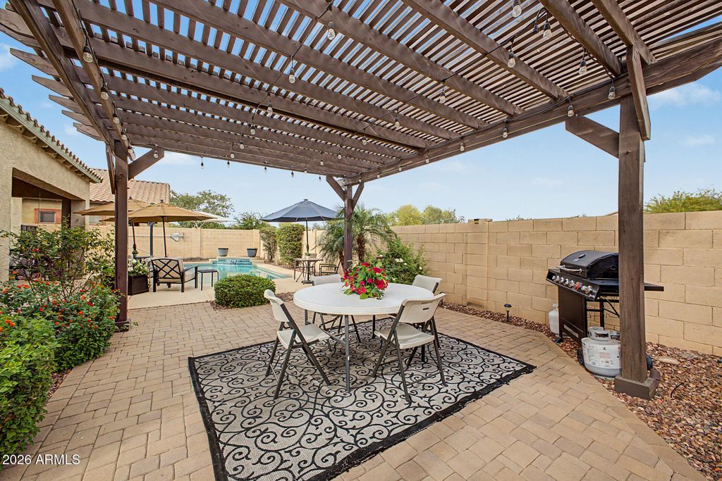 Image 42 of property listing at 23325 N 119TH Drive, Sun City, AZ 85373