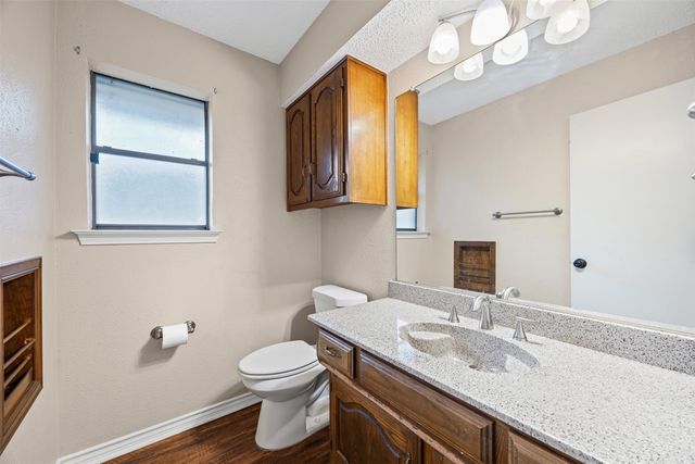 1340 Grand Teton Drive, Desoto, TX 75115