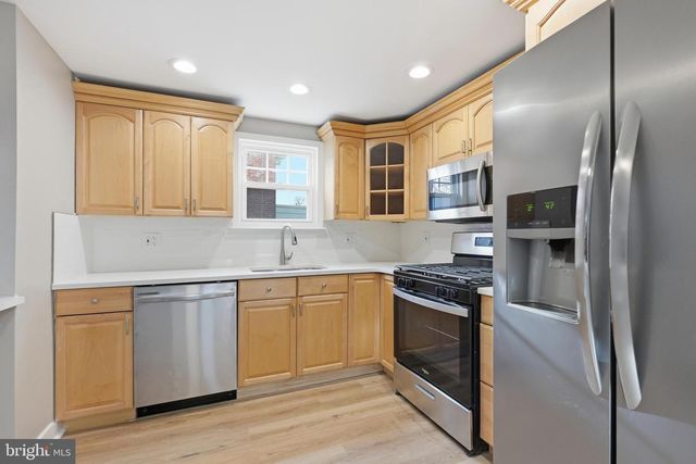 604 GLENFIELD AVE, Glenolden, PA 19036