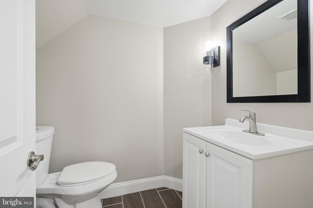 604 GLENFIELD AVE, Glenolden, PA 19036