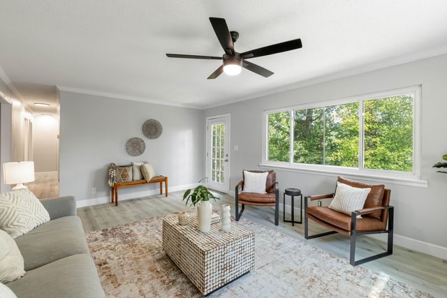 208 Flora Circle, Chattanooga, TN 37415