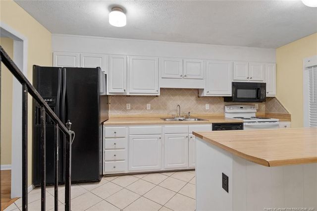 7591 Beverly Drive, Fayetteville, NC 28314