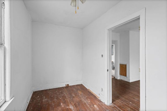 8405 S Baltimore Avenue, Chicago, IL 60617
