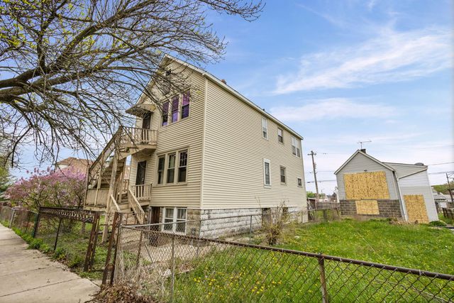 8405 S Baltimore Avenue, Chicago, IL 60617