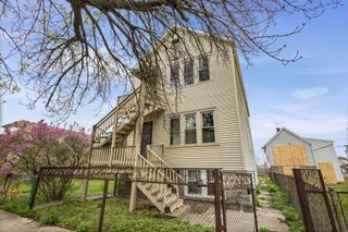 8405 S Baltimore Avenue, Chicago, IL 60617