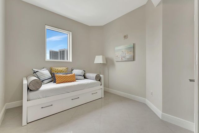 1945 S Ocean Drive 1408, Hallandale Beach, FL 33009