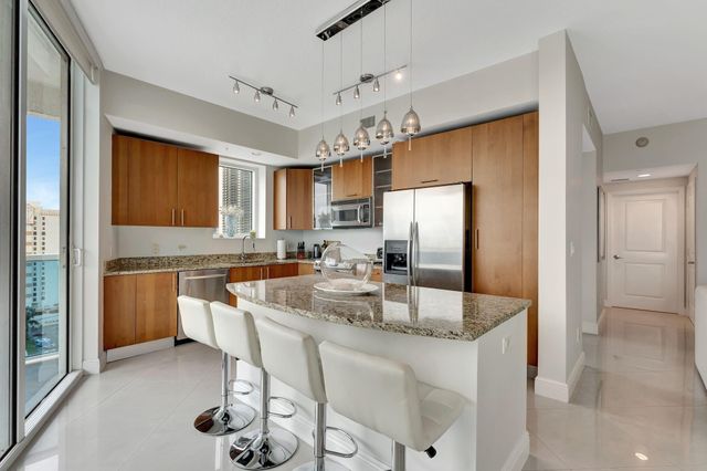 1945 S Ocean Drive 1408, Hallandale Beach, FL 33009