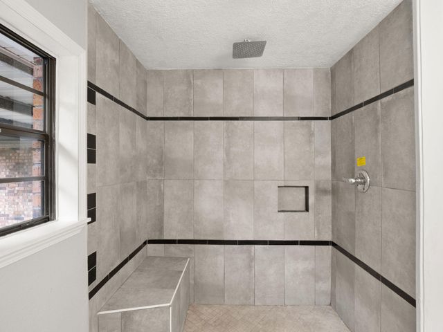 704 Auburn Dr, Deridder, LA 70634