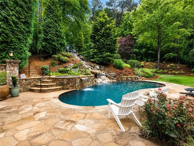 5415 Noble Valley Court, Suwanee, GA 30024