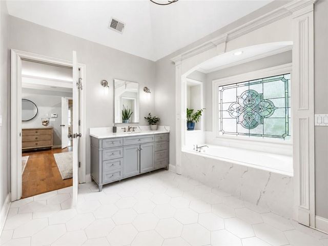5415 Noble Valley Court, Suwanee, GA 30024