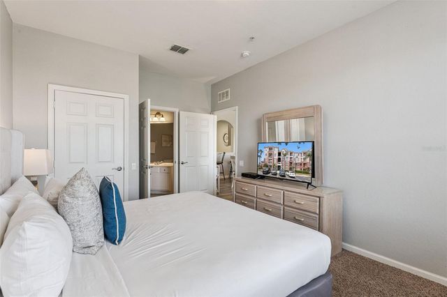 4862 CAYVIEW AVENUE 403, Orlando, FL 32819