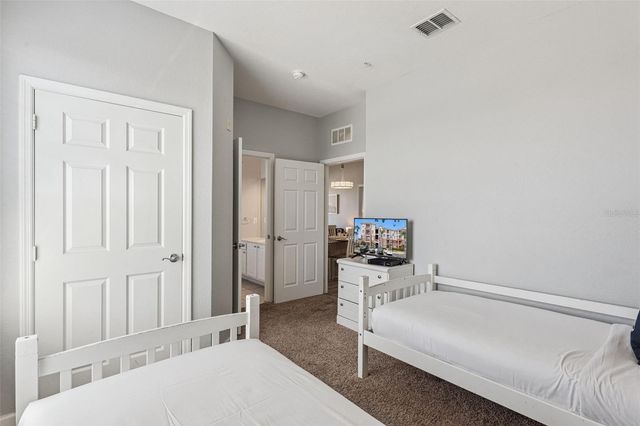 4862 CAYVIEW AVENUE 403, Orlando, FL 32819