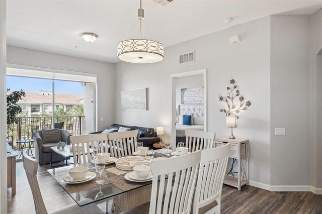 4862 CAYVIEW AVENUE 403, Orlando, FL 32819