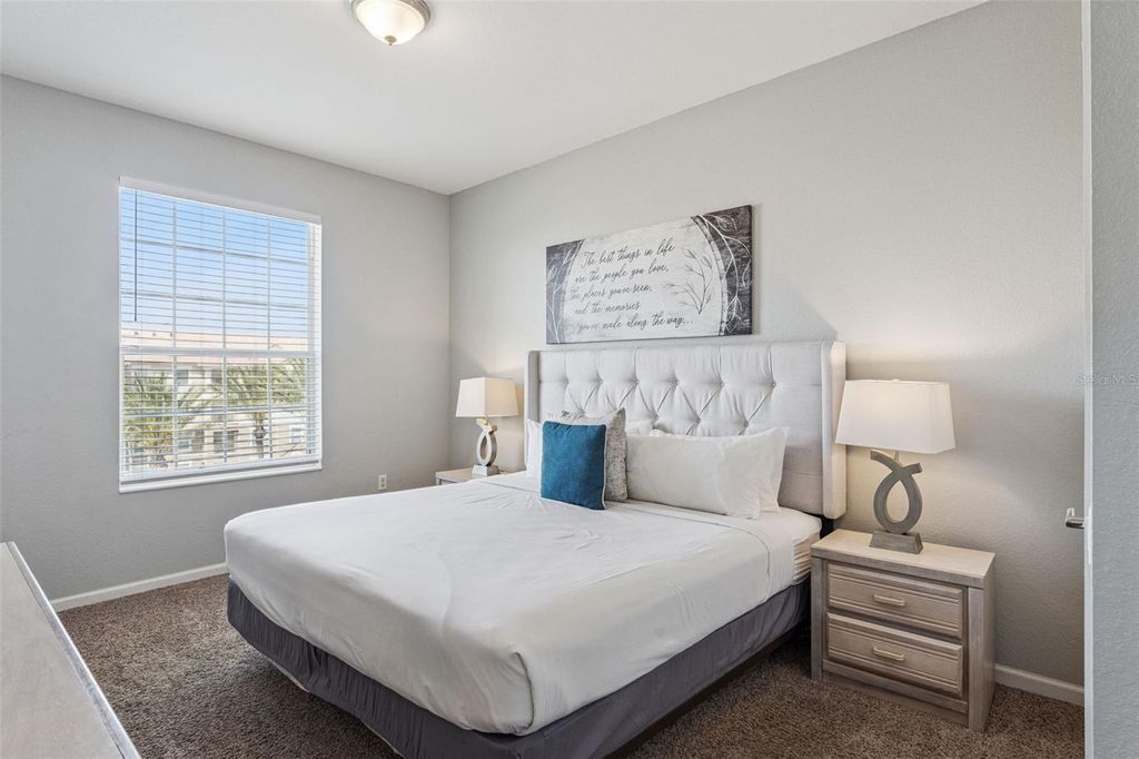 Image 14 of property listing at 4862 CAYVIEW AVENUE 403, Orlando, FL 32819