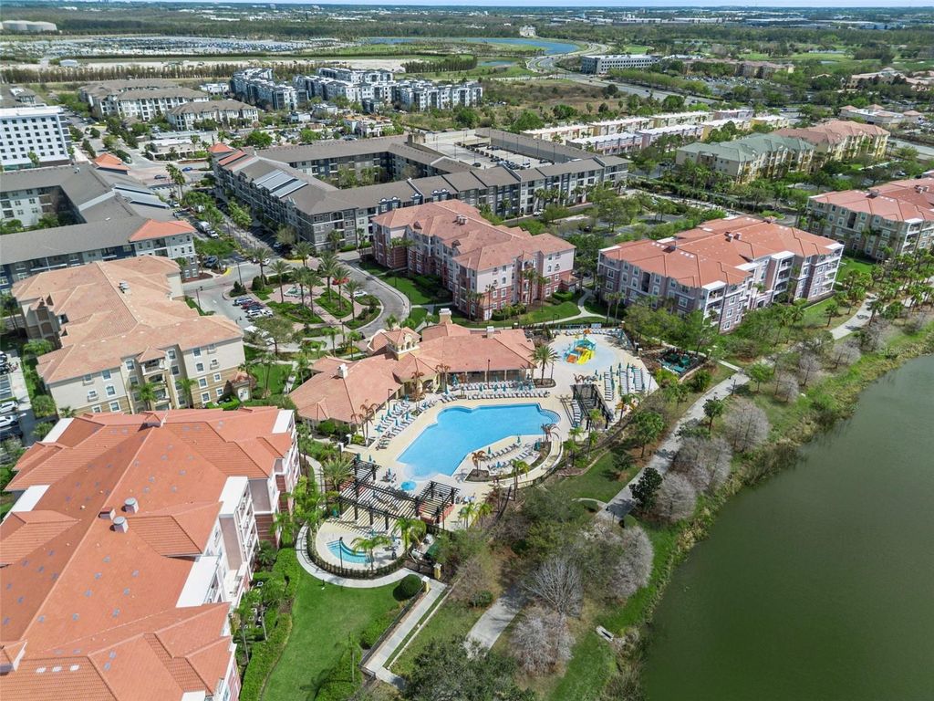 Image 33 of property listing at 4862 CAYVIEW AVENUE 403, Orlando, FL 32819