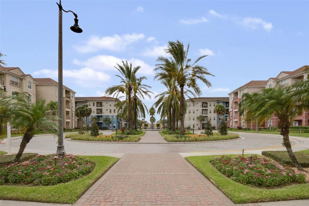 Image 43 of property listing at 4862 CAYVIEW AVENUE 403, Orlando, FL 32819