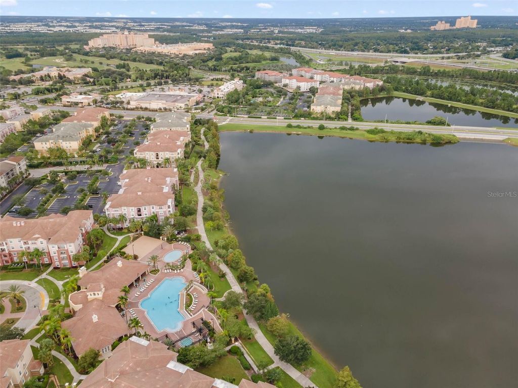 Image 50 of property listing at 4862 CAYVIEW AVENUE 403, Orlando, FL 32819