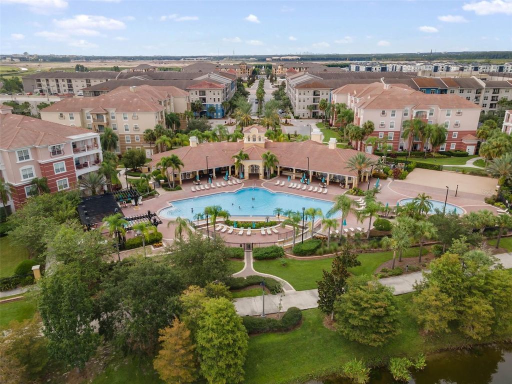 Image 56 of property listing at 4862 CAYVIEW AVENUE 403, Orlando, FL 32819