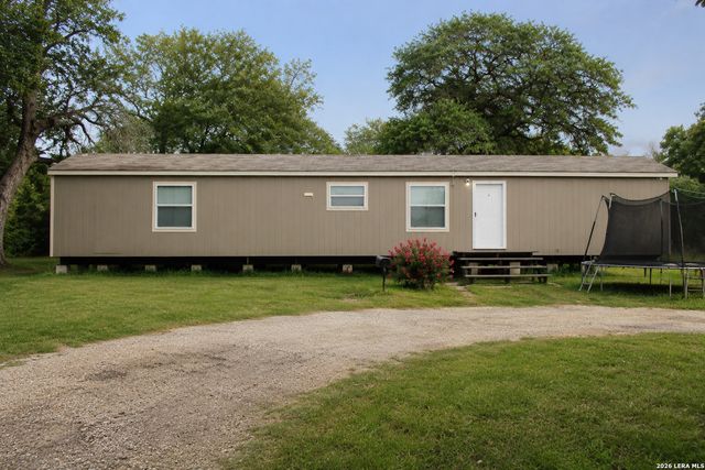 23043 Hilltop Peaks, Elmendorf, TX 78112