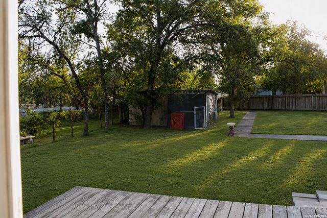 23043 Hilltop Peaks, Elmendorf, TX 78112