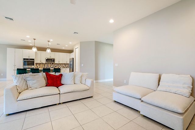 11905 SW Seaway Street, Port St. Lucie, Port St Lucie, FL 34987