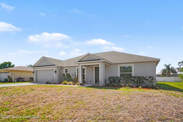 808 Grandeur Street SE, Palm Bay, FL 32909