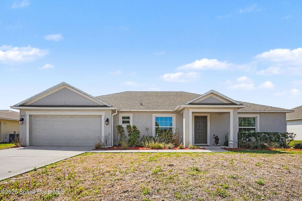 808 Grandeur Street SE, Palm Bay, FL 32909