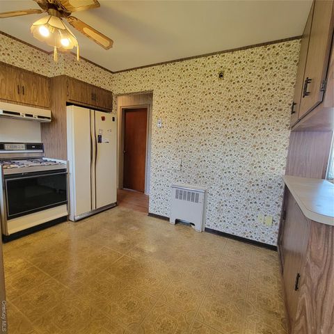 3030 N Jerusalem Road, Wantagh, NY 11793