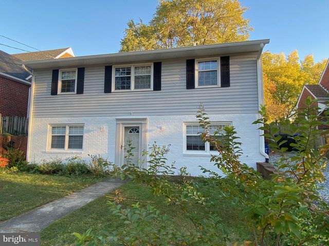 1316-A ROWE ST, Fredericksburg, VA 22401