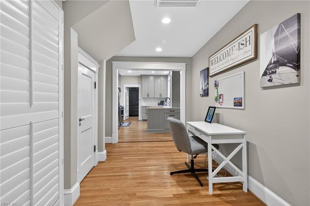 6000 Upper Brandon PL, Norfolk, VA 23508