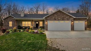 619 North Ethlyn Road, Winfield, MO 63389