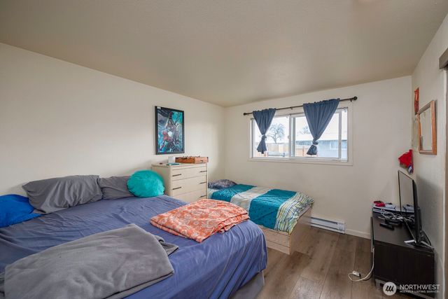 206 208 Beale Avenue, Moses Lake, WA 98837